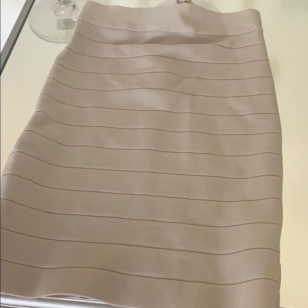 BEBE SKIRT 🤎